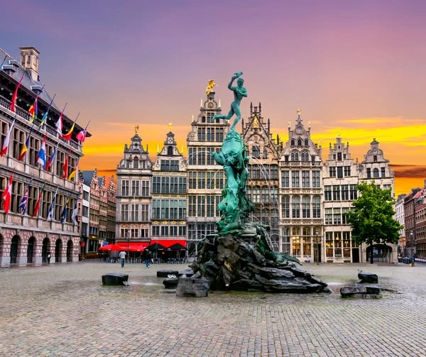 Antwerpen – fergehavn og reisemålsguide