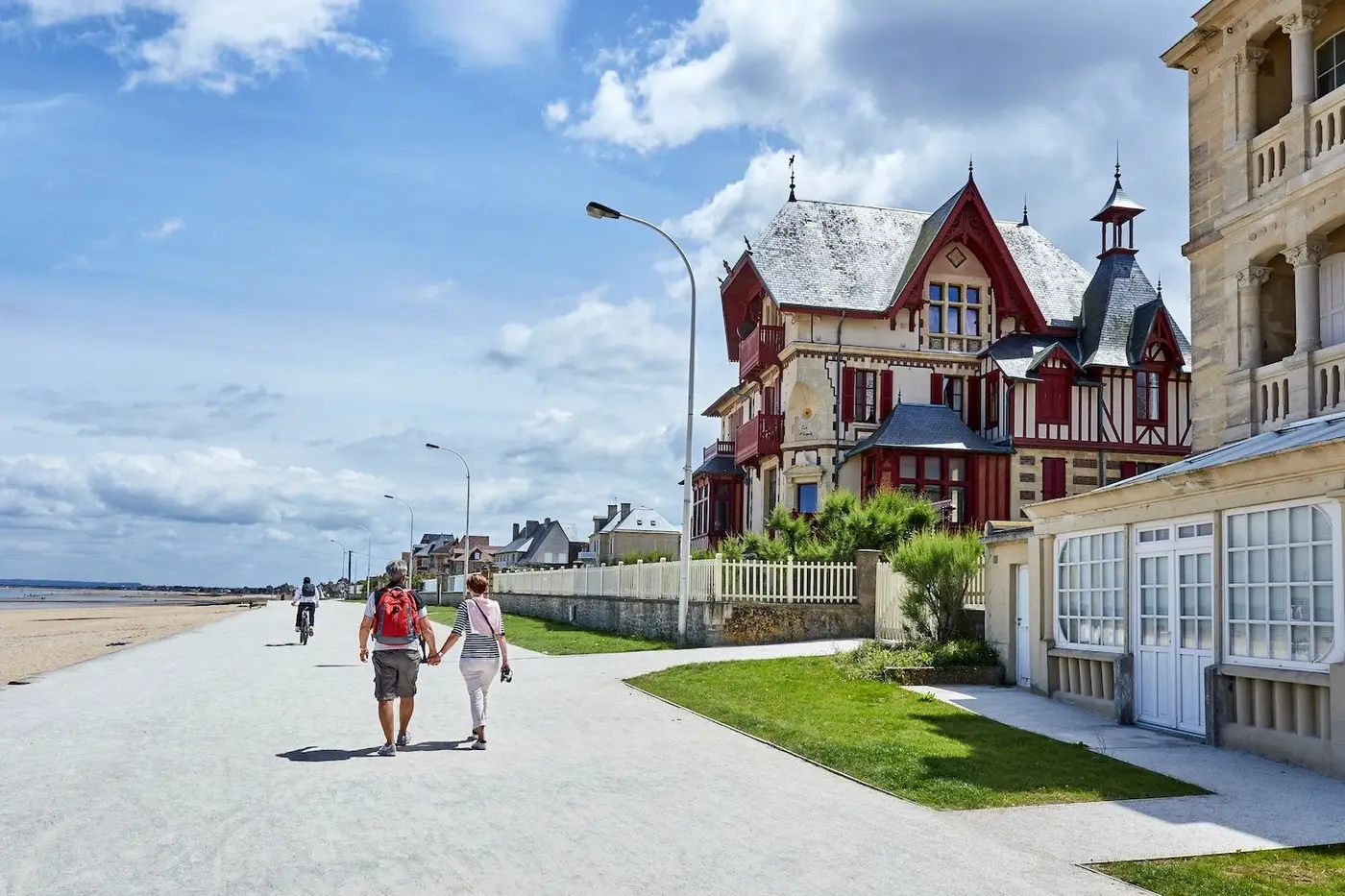 Caen – fergehavn og reisemålsguide