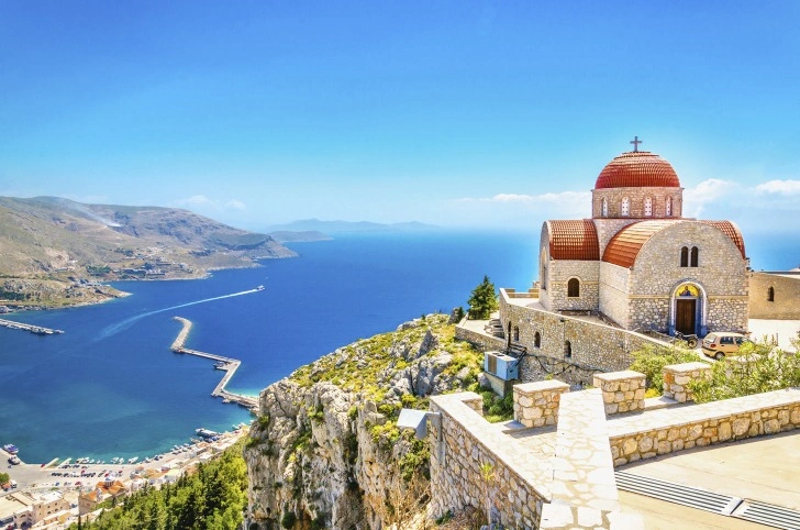 Kos – fergehavn og reisemålsguide