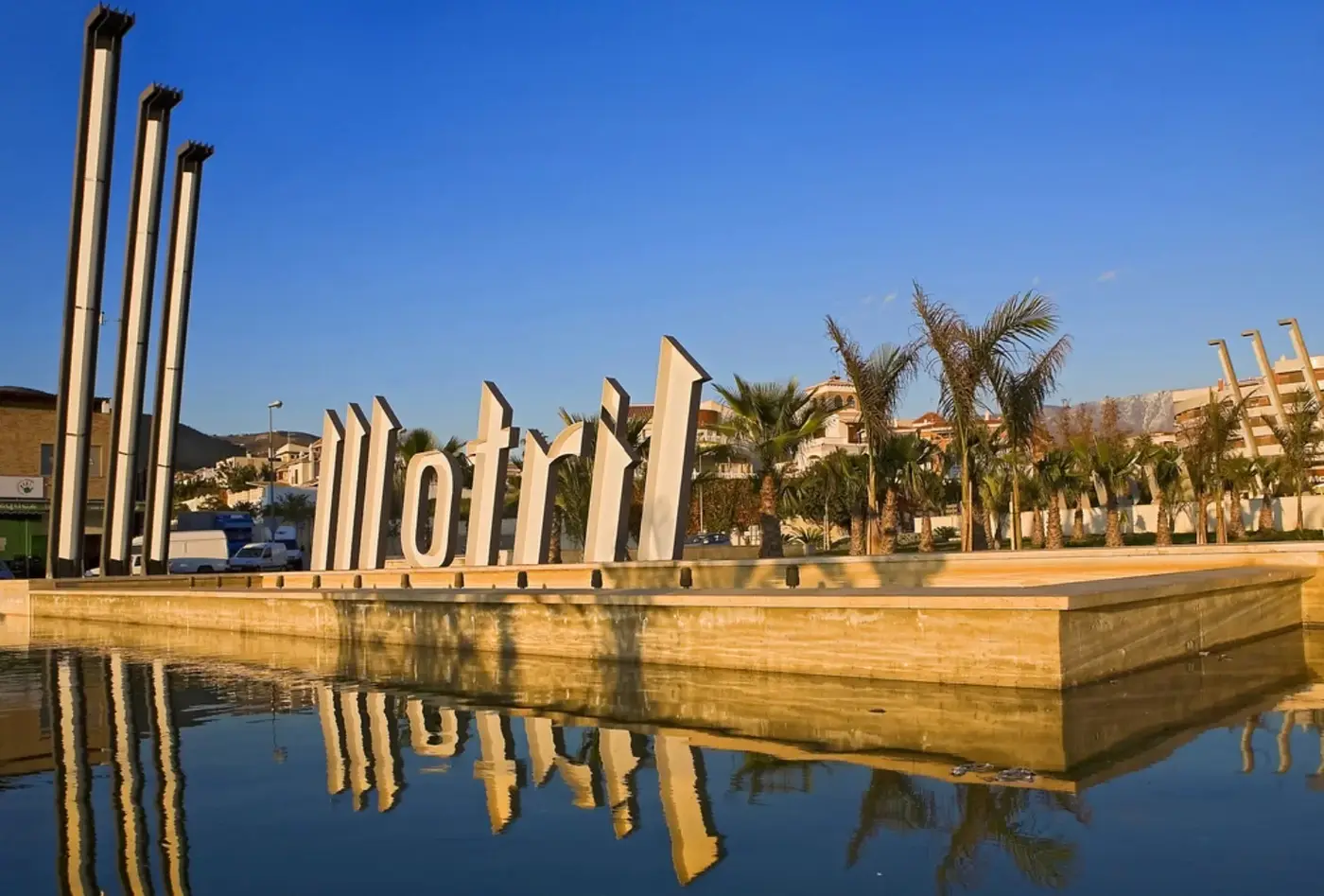 Motril – fergehavn og reisemålsguide