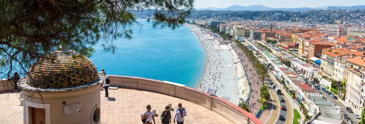 Nice – fergehavn og reisemålsguide