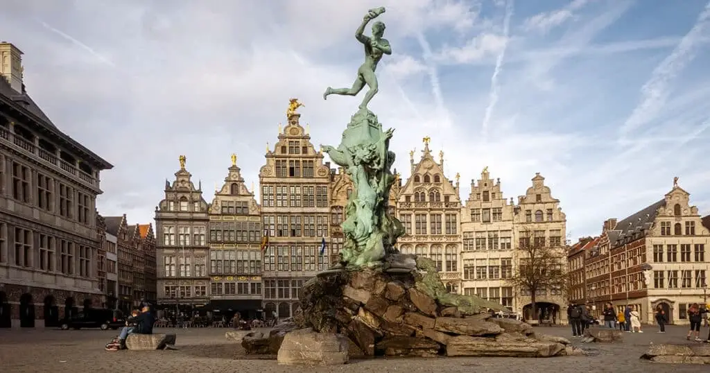 Oostende – fergehavn og reisemålsguide