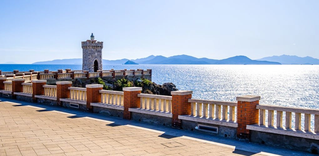 Piombino – fergehavn og reisemålsguide