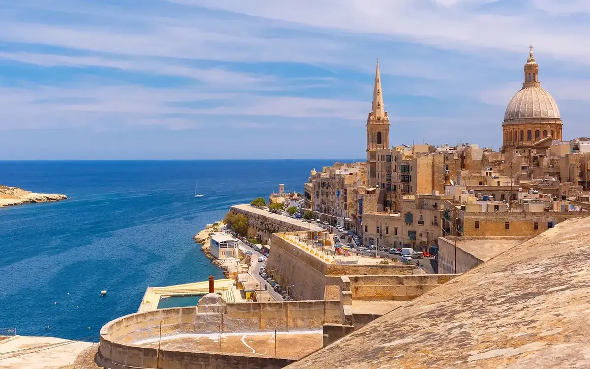 Valletta – fergehavn og reisemålsguide