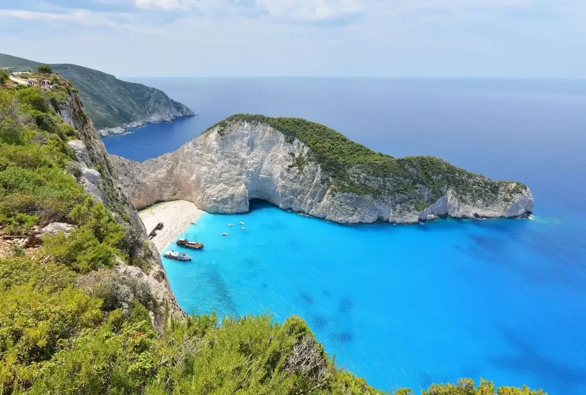 Zakynthos – fergehavn og reisemålsguide