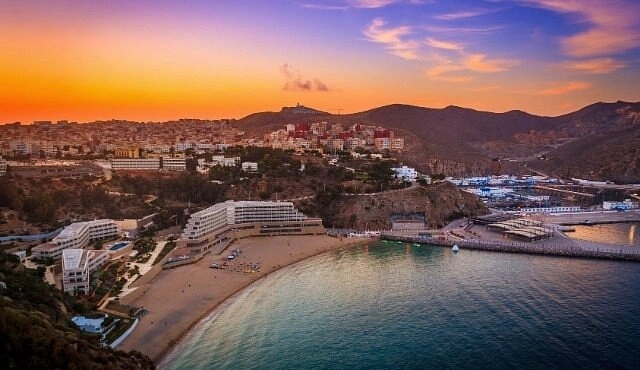 Fergereise og havneinformasjon for Motril–Al Hoceima