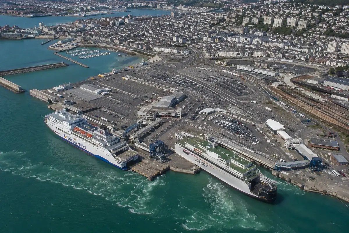 Cherbourg – fergehavn og reisemålsguide