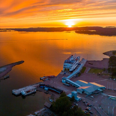 Fergereise og havneinformasjon for Grisslehamn–Eckerö