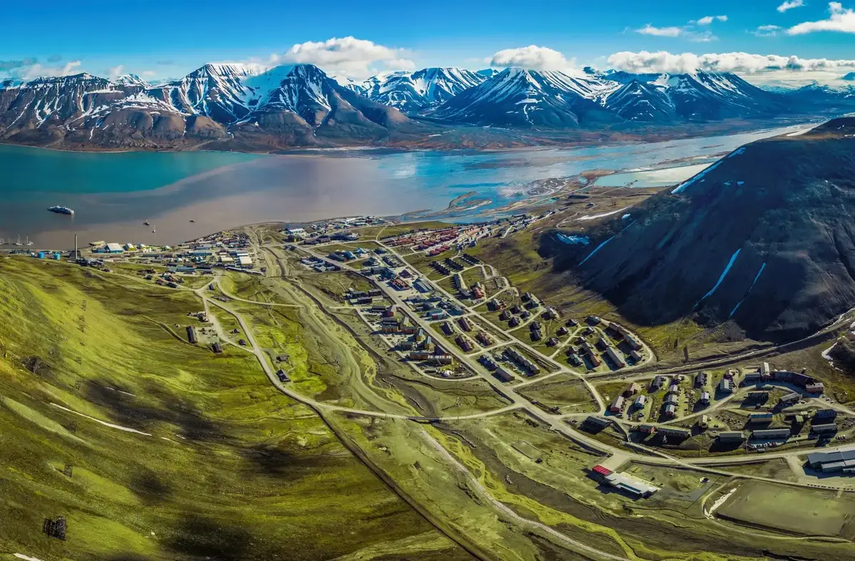 Fergereise og havneinformasjon for Bergen–Longyearbyen Svalbard Line