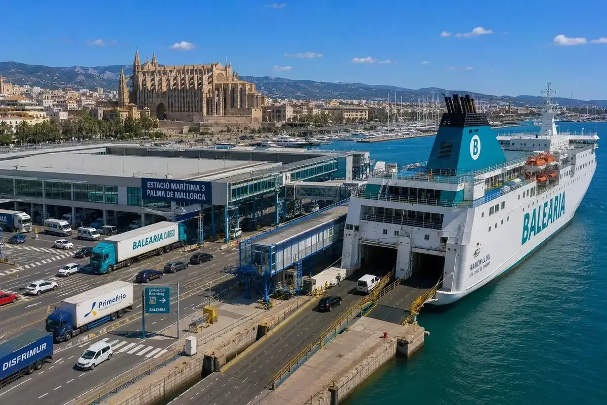 Fergereise og havneinformasjon for Palma–Ibiza