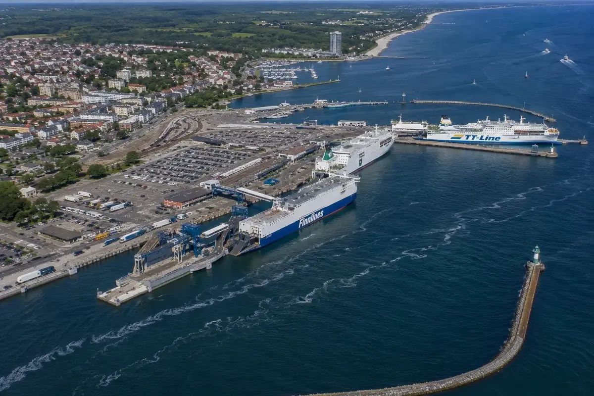 Fergereise og havneinformasjon for Travemünde–Malmö