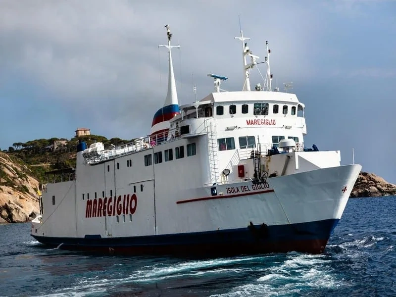 Fergereise og havneinformasjon for Porto Santo Stefano–Giglio